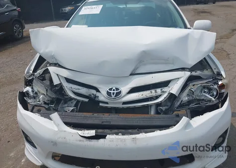 2012 Toyota Corolla S z USA, uszkodzony, nr VIN 2T1BU4EE8CC759790